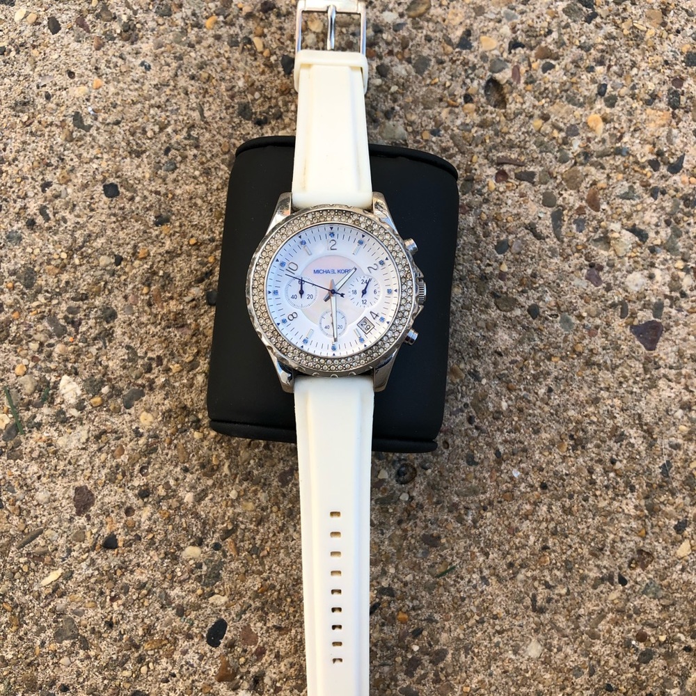 MICHAEL KORS- Chronograph Watch (MK5389)
